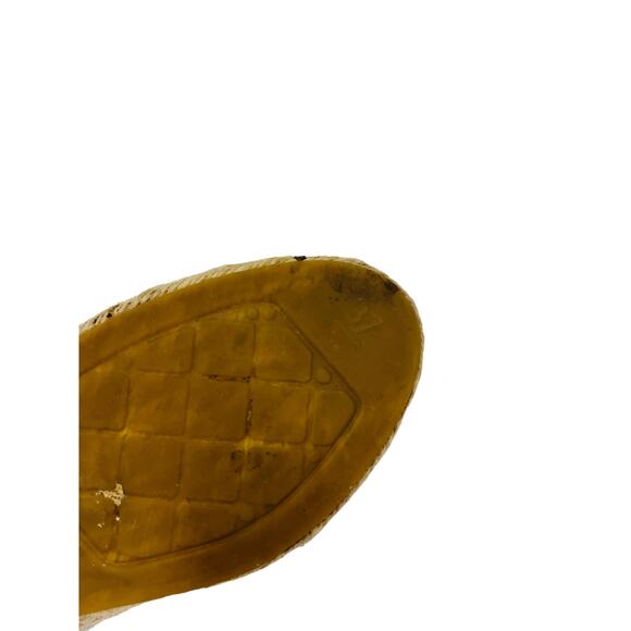 CHANEL Beige Black CC Toile Canvas Sequin Espadrilles Flats Size 37 US 7 - Picture 8 of 9